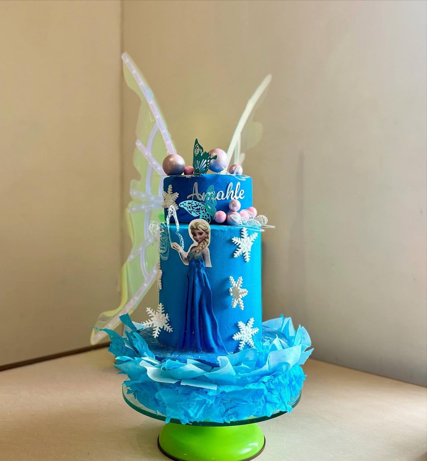 Frozen Elsa Cake by Baked by Mono