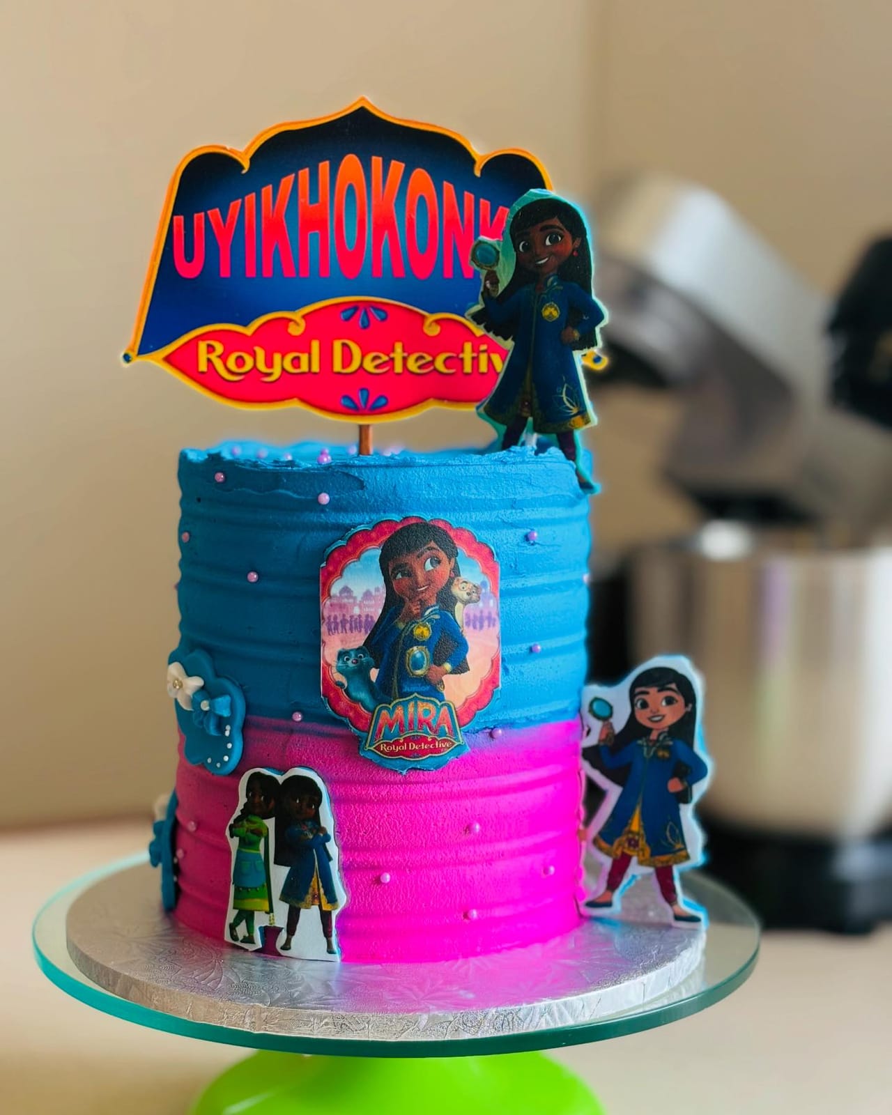 Royal Detective Cake by Baked by Mono
