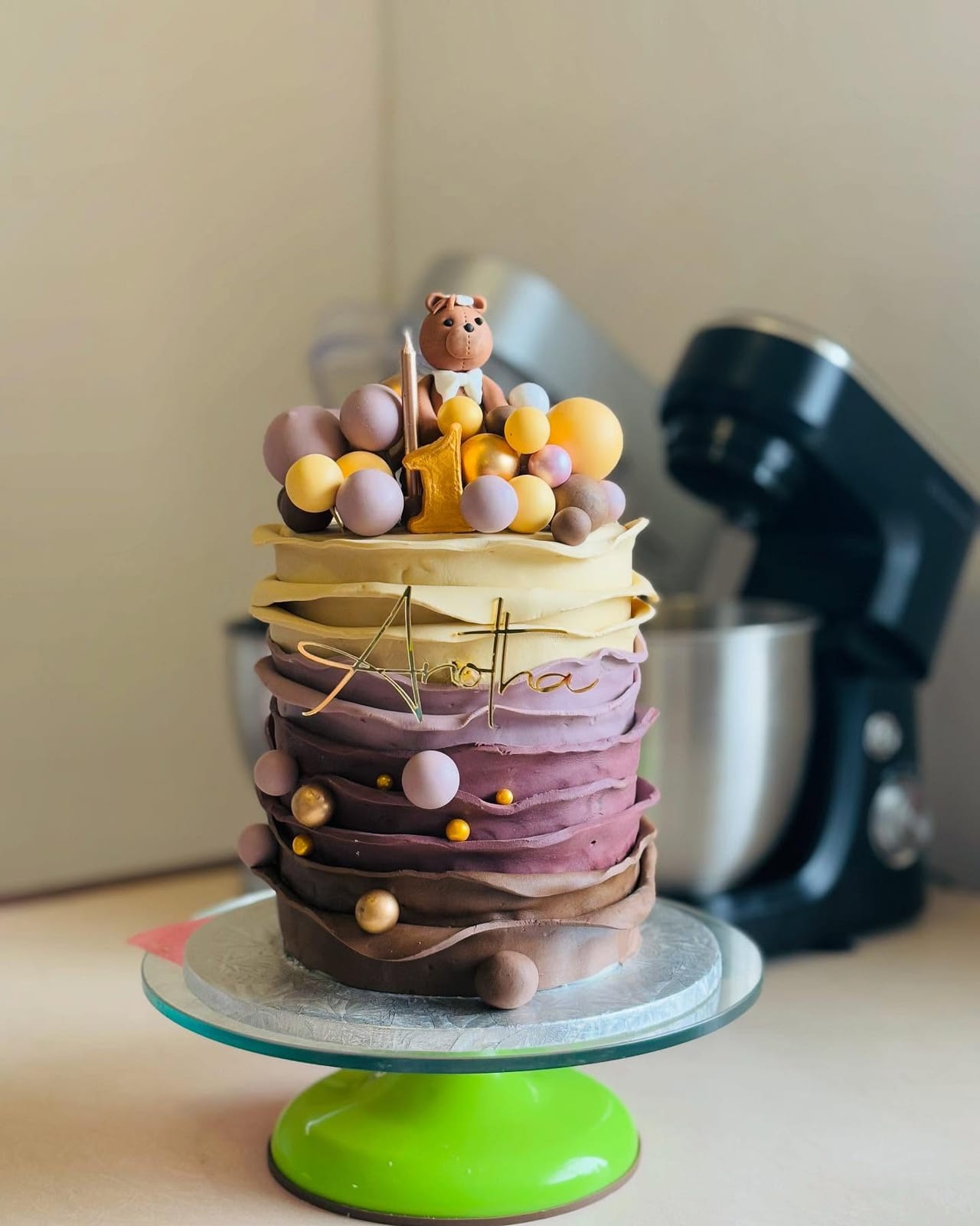 Ombré Ruffle Cake by Baked by Mono
